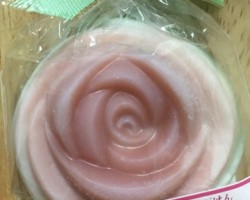 ことり屋の石けん(ローズ)<a href="https://blog.goo.ne.jp/manashop/e/ae0ee75f9d550f045e39c2e2f4bc4324" target="_blank">ブログでご紹介</a> ことり屋の石けん(ローズ)